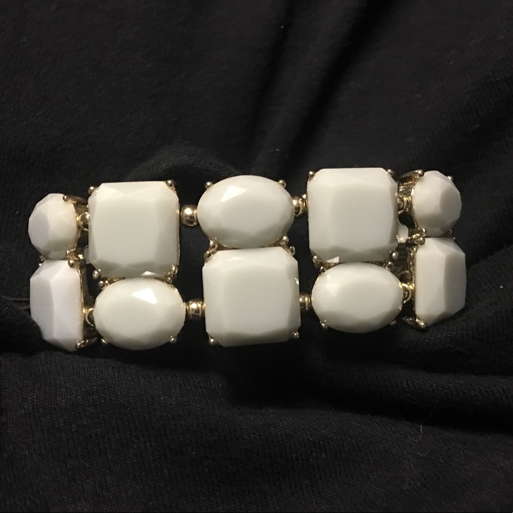 Target Stretch Bracelet - Picture 5 of 8